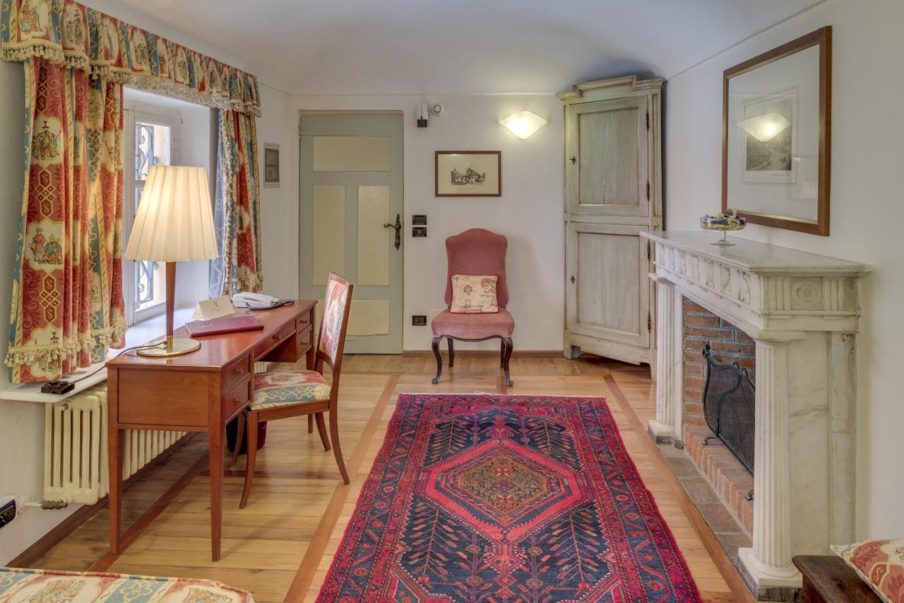 Castello Rosso Hotell Costigliole Saluzzo Eksteriør bilde