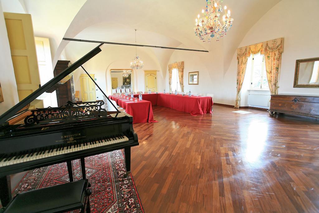 Castello Rosso Hotell Costigliole Saluzzo Eksteriør bilde